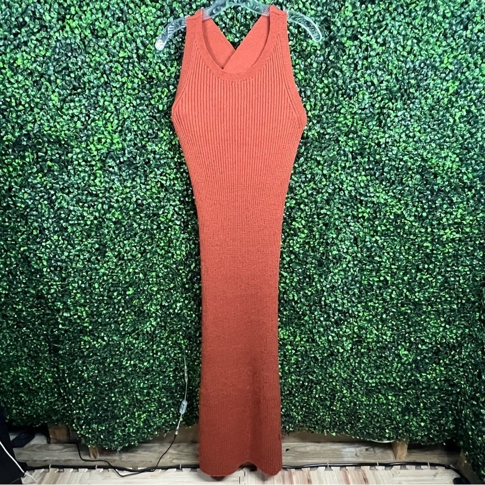 SATURDAY SUNDAY x ANTHROPOLOGIE | Knit Cross-back Dress (Rust color) - Picture 4 of 6